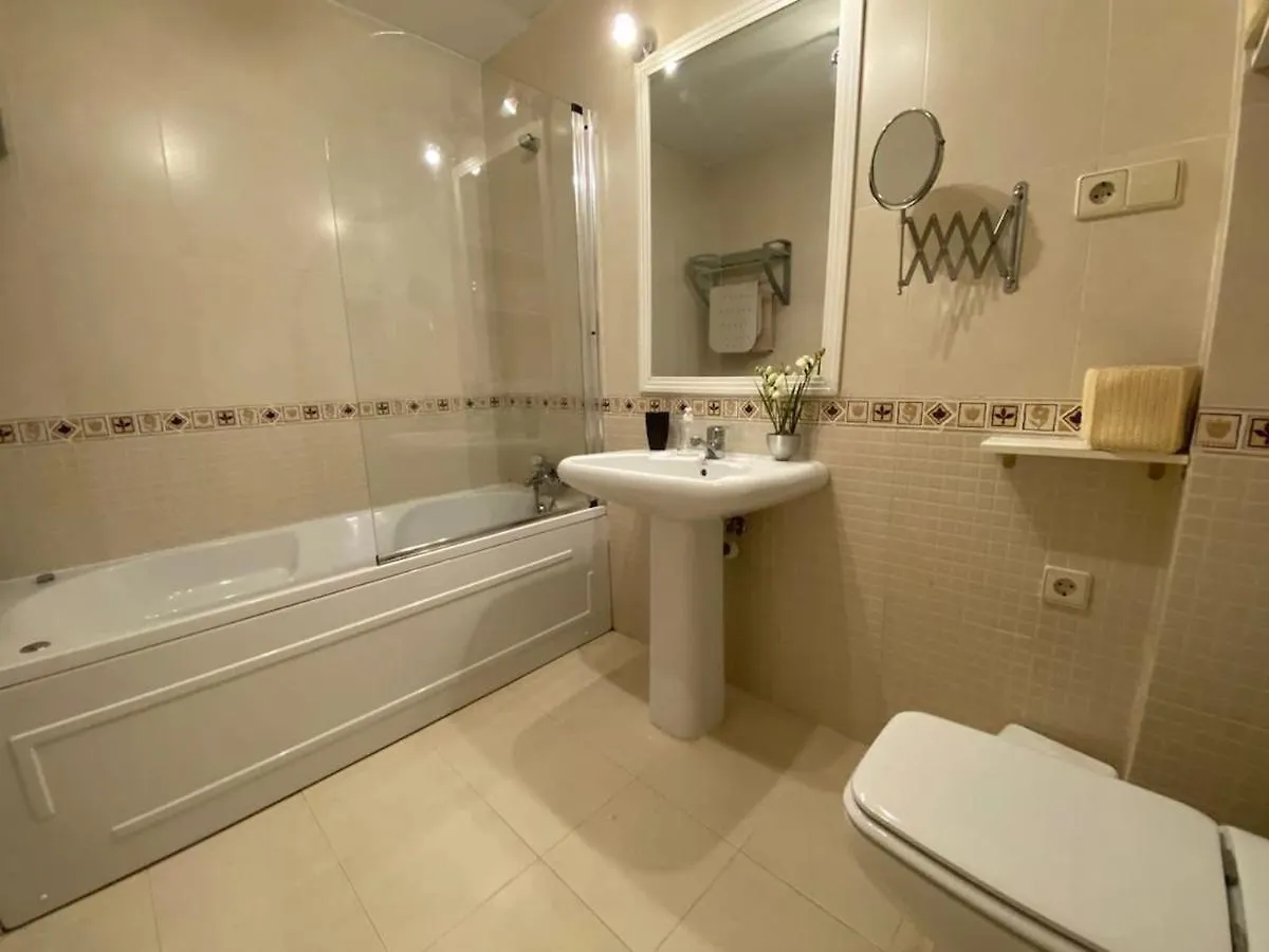 Magnífico apartamento con piscina en Benalmádena Apartamento