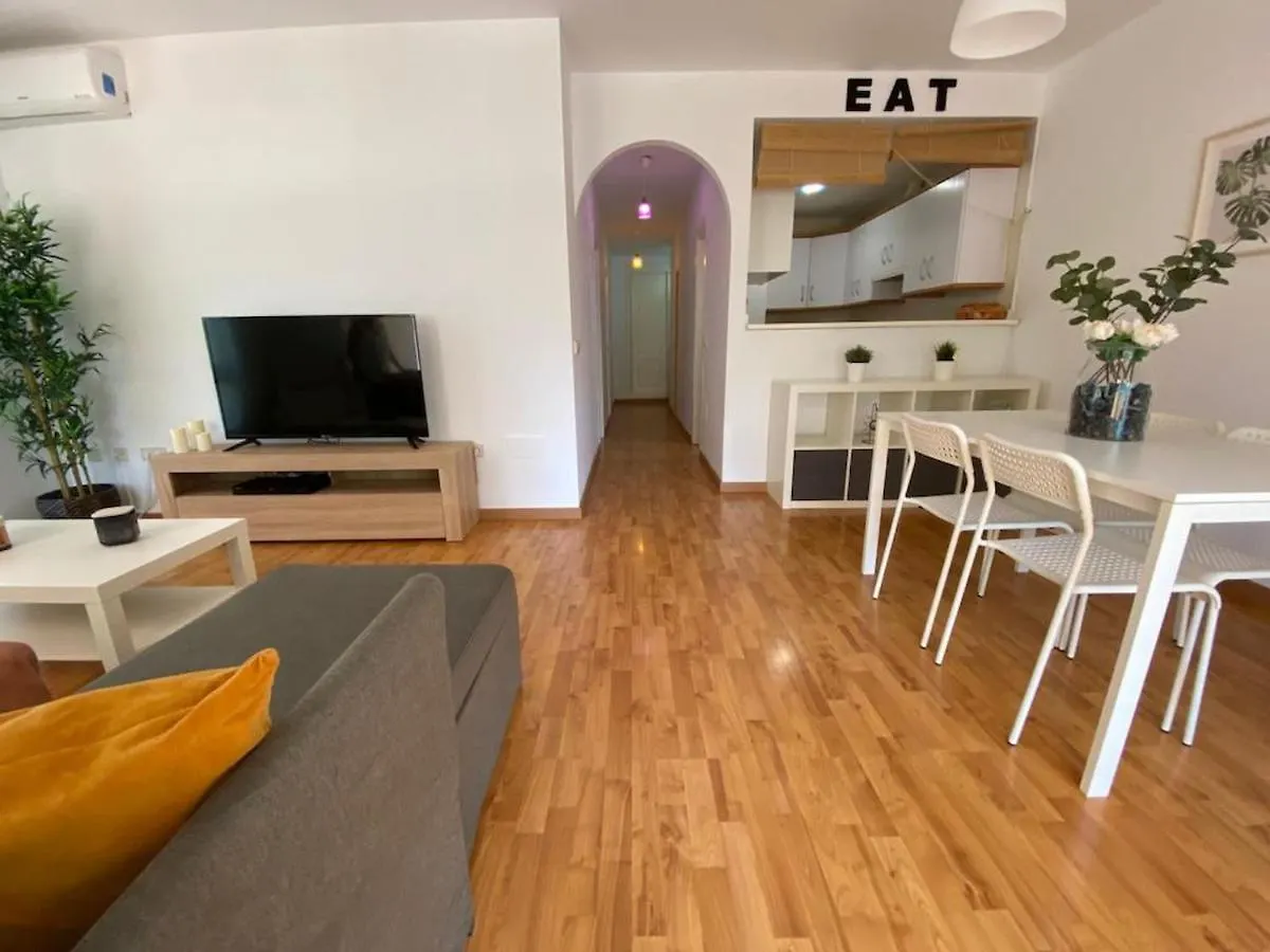 Magnífico apartamento con piscina en Benalmádena Apartamento