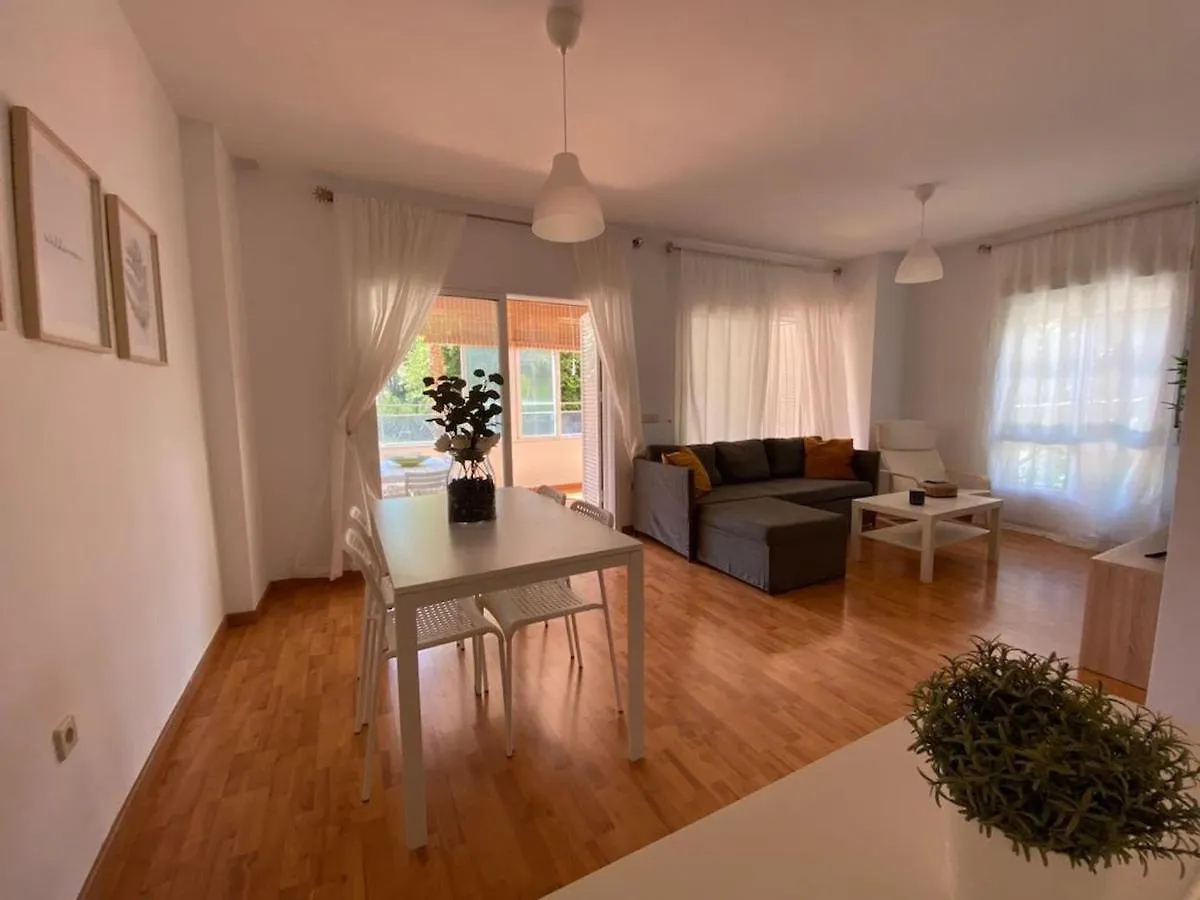 Magnífico apartamento con piscina en Benalmádena Apartamento